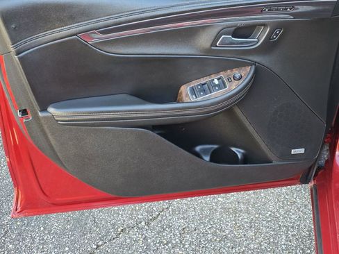 Used 2015 Chevrolet Impala LTZ image 25