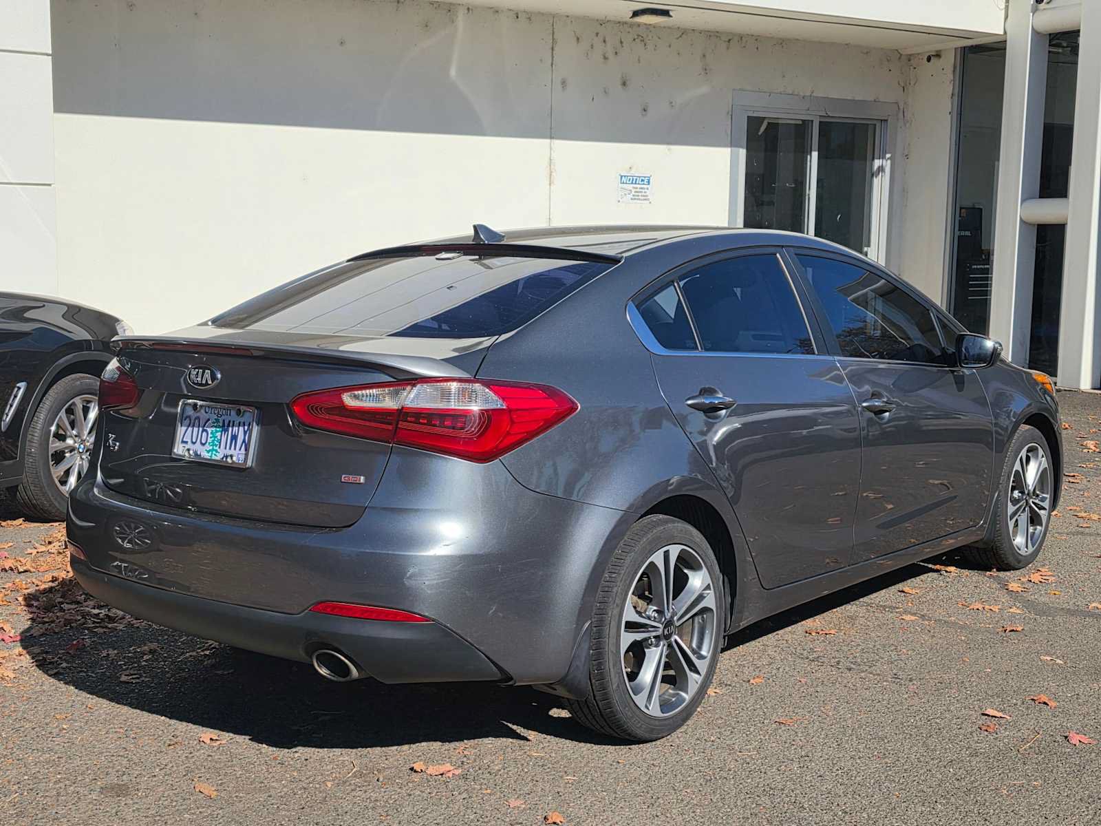 Used 2014 Kia Forte EX w/ Premium Package FWD image 3