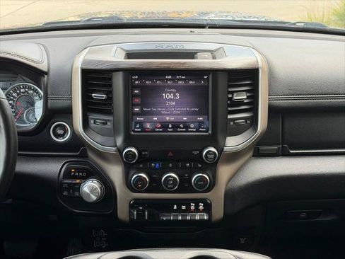 Certified 2019 RAM 1500 Laramie AWD/4WD image 16