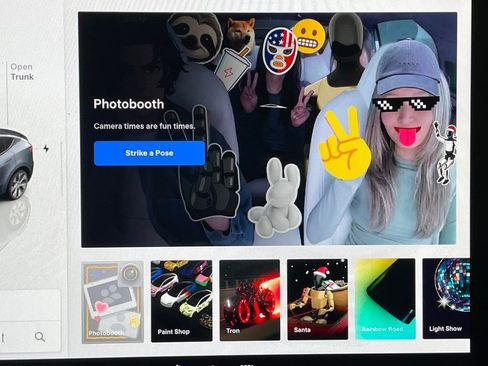 Used 2023 Tesla Model Y Long Range image 32