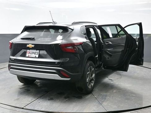 New 2026 Chevrolet Trax LT w/ Driver Confidence Package image 55