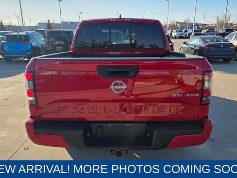 Used 2022 Nissan Frontier SV w/ SV Premium Package image 4