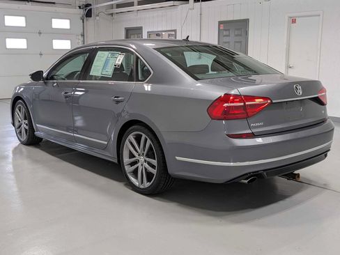 Used 2016 Volkswagen Passat 1.8T R-Line FWD image 10