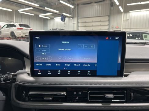 Used 2022 Lincoln Nautilus Reserve image 19