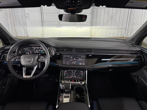 Used 2023 Audi SQ7 Premium Plus AWD/4WD image 25