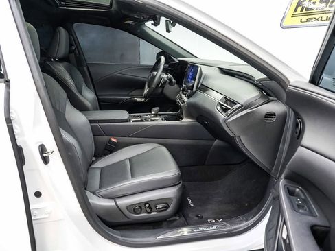 Used 2024 Lexus RX 350h w/ Convenience Package AWD/4WD image 17