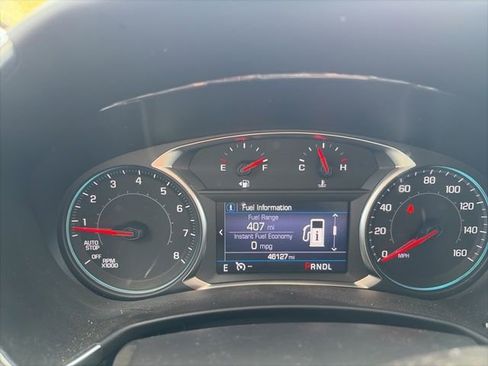 Used 2022 Chevrolet Equinox LS w/ LS Convenience Package AWD/4WD image 3