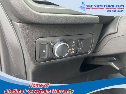 Used 2022 Ford Escape SE w/ Convenience Package image 21