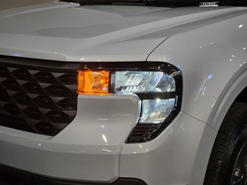 New 2025 Ford Maverick XLT FWD image 11