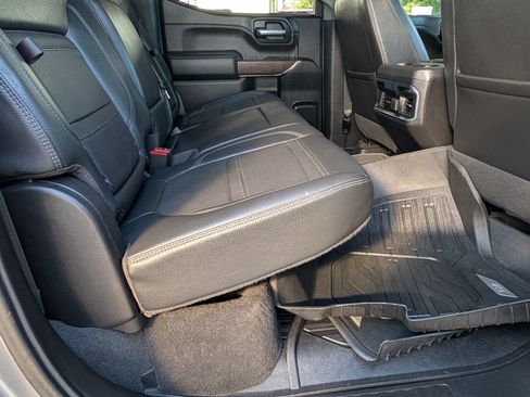 Used 2022 GMC Sierra 1500 Denali w/ Denali Premium Package AWD/4WD image 25