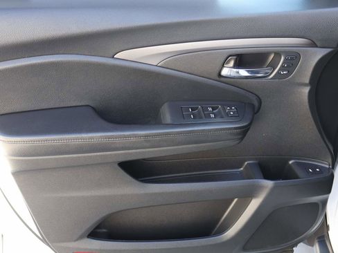 Used 2022 Honda Pilot Special Edition image 7