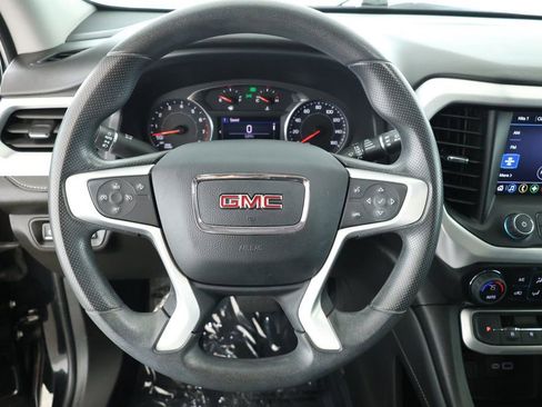 Used 2023 GMC Acadia SLE w/ Driver Convenience Package image 11