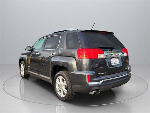 Used 2017 GMC Terrain SLT image 5