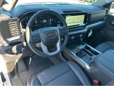 New 2026 GMC Sierra 1500 SLT w/ SLT Premium Plus Package image 6