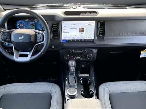 New 2025 Ford Bronco Big Bend image 5