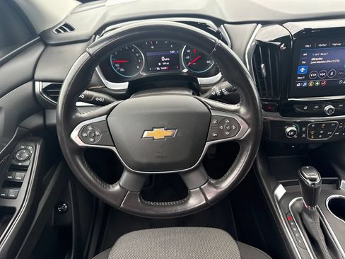 Certified 2020 Chevrolet Traverse LT FWD image 12
