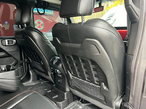 Used 2019 Jeep Wrangler Unlimited Rubicon image 44