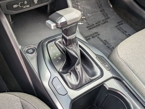 Used 2025 Kia K4 FWD image 18