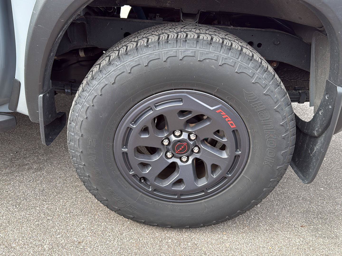 Used 2025 Nissan Frontier PRO-4X AWD/4WD image 16