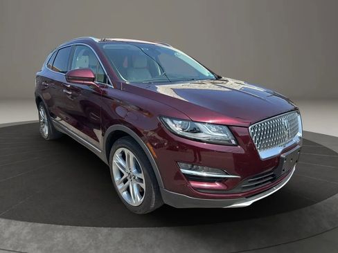 Used 2019 Lincoln MKC Reserve w/ MKC Climate Package image 3