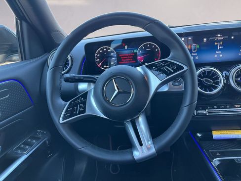 Certified 2025 Mercedes-Benz GLB 250 4MATIC image 12