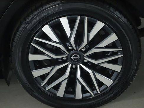 Used 2025 Nissan Altima 2.5 SV FWD image 38