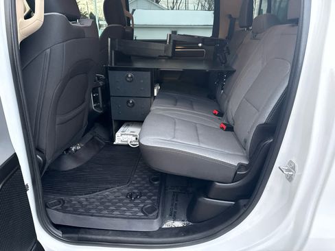 Used 2019 RAM 1500 Big Horn image 13