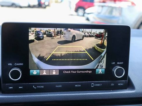 Used 2025 Honda Civic Sport image 27