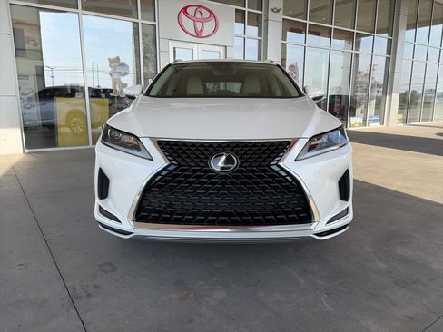 Used 2021 Lexus RX 350L Premium w/ Premium Package image 3