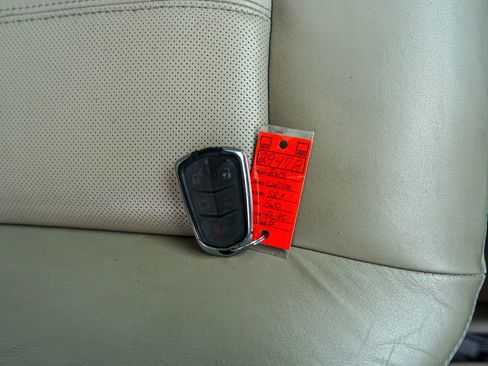 Used 2015 Cadillac SRX Premium image 36