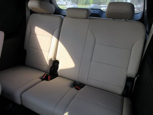 New 2026 Buick Enclave Preferred image 16