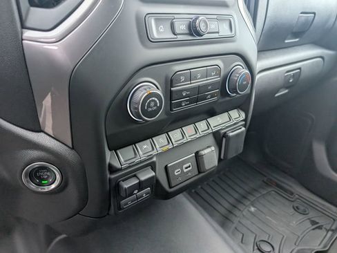 Used 2024 Chevrolet Silverado 1500 Custom Trail Boss w/ LPO, Dark Essentials Package image 21