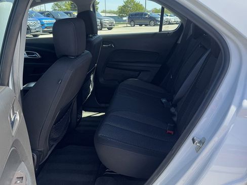 Used 2017 Chevrolet Equinox LS FWD image 22