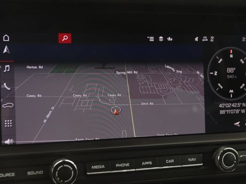 Used 2020 Porsche Macan image 9