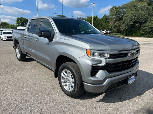 Used 2026 Chevrolet Silverado 1500 RST AWD/4WD image 3