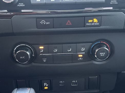 Used 2023 Nissan Frontier SV w/ Technology Package image 23