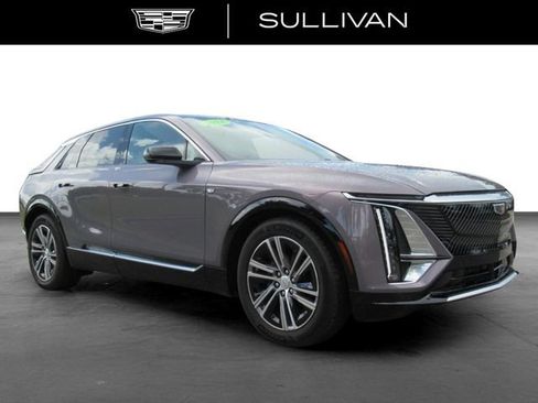Certified 2024 Cadillac Lyriq Luxury RWD image 1
