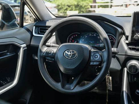 Used 2024 Toyota RAV4 LE FWD image 12