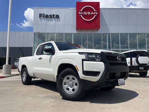 New 2026 Nissan Frontier S image 1