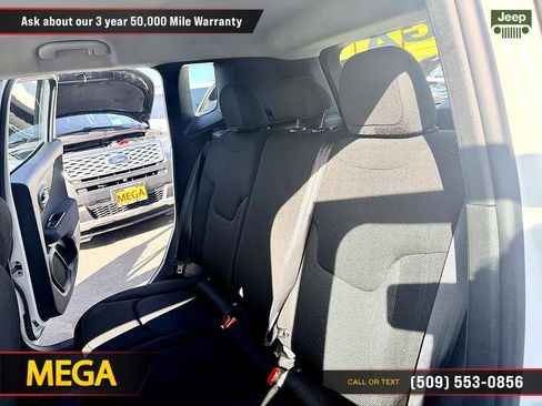 Used 2020 Jeep Renegade Sport w/ UConnect 7.0 Group image 16