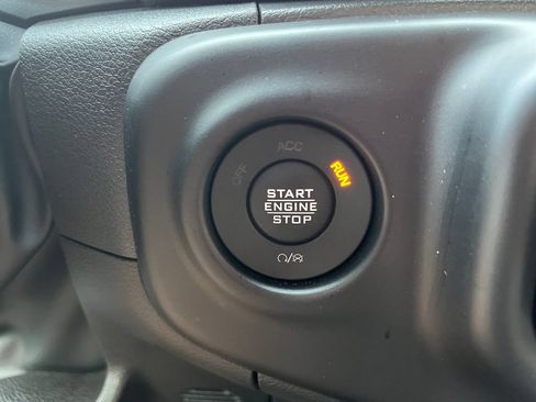 Used 2023 Jeep Wrangler Unlimited w/ Sun & Screen Package AWD/4WD image 19
