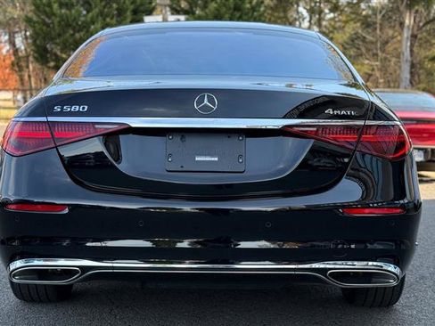 Used 2023 Mercedes-Benz S 580 4MATIC Sedan w/ Warmth & Comfort Package image 3