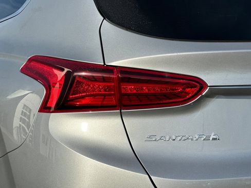 Used 2020 Hyundai Santa Fe SEL w/ Convenience + Premium Package image 38