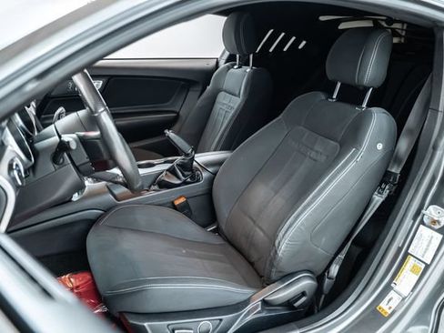 Used 2018 Ford Mustang GT w/ Equipment Group 301A RWD image 19
