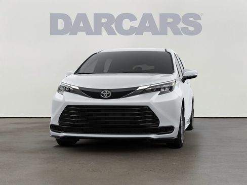 New 2026 Toyota Sienna LE image 19