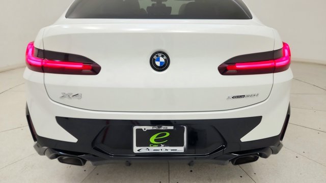 Used 2025 BMW X4 xDrive30i AWD/4WD image 29