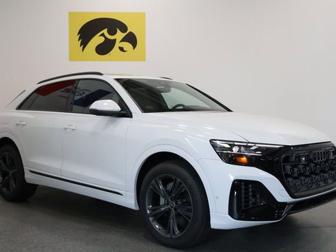 New 2026 Audi Q8 Premium image 6