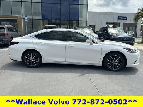 Used 2022 Lexus ES 350 w/ Premium Package FWD image 5
