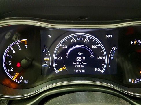 Used 2020 Jeep Grand Cherokee Limited AWD/4WD image 15
