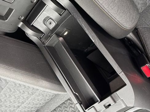 Used 2022 Chevrolet Equinox LT image 19